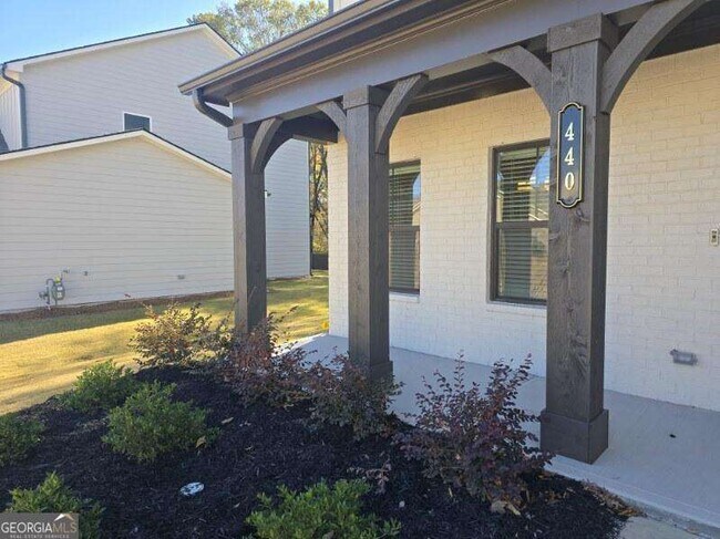 Photo - 440 Winding Rose Dr