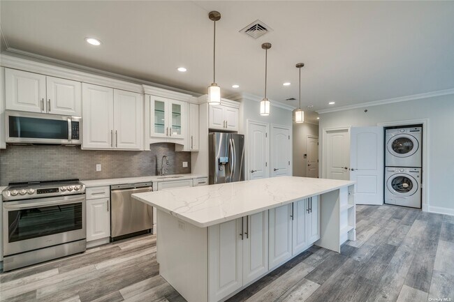 Photo - 110 New York Ave Unit 2D