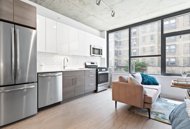 Photo - 4550 N Sheridan Rd Unit 413