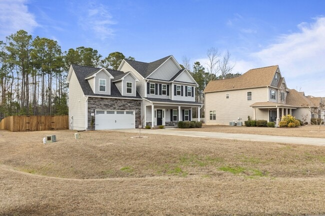 Photo - Evans Crossing