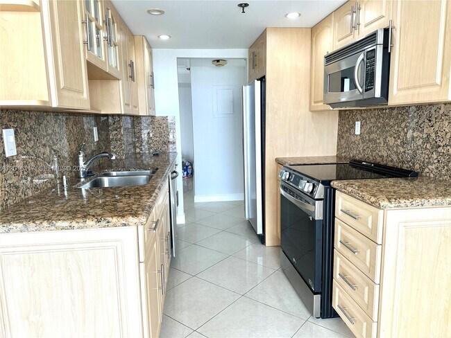 Photo - 210 174th St Unit 2411
