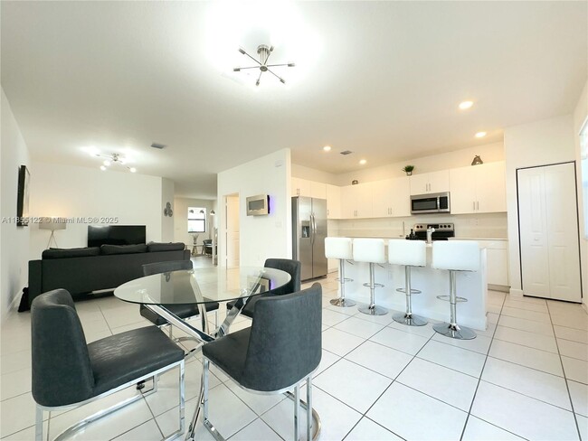 Photo - 28625 SW 133rd Pl