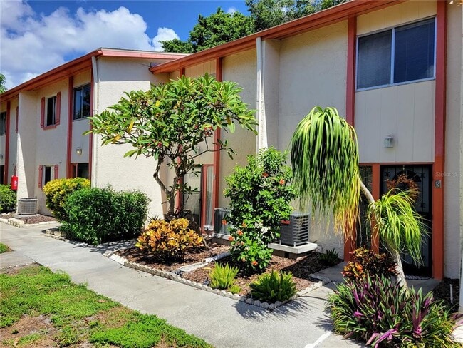 Photo - 1635 58th Terrace S