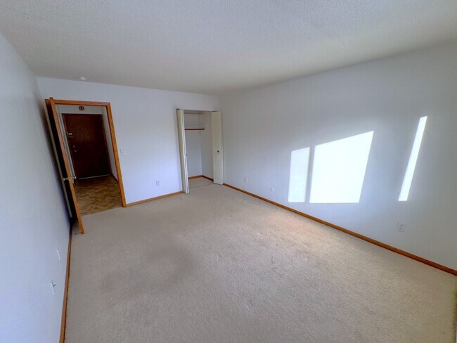 1 Bd- Bedroom
