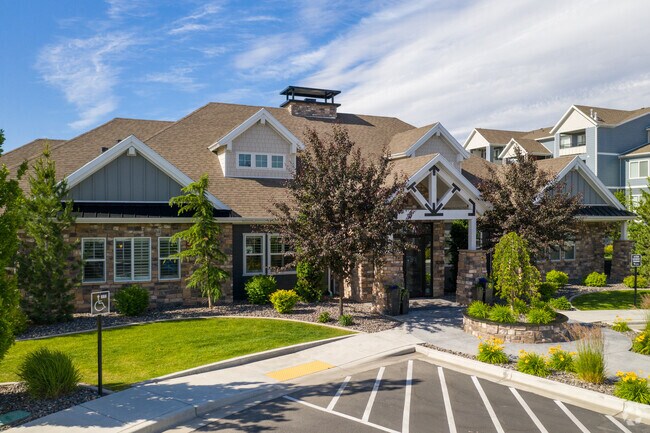 The Station Apartments at Gateway