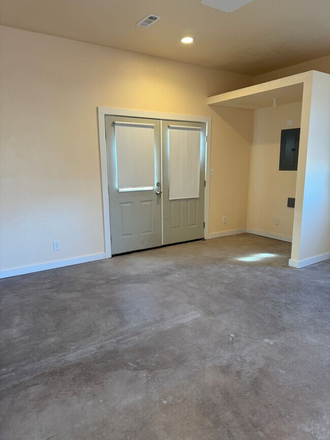 Photo - Studio+ Close to WWCC