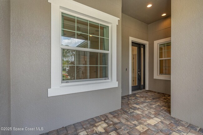 Photo - 2688 Avalonia Dr