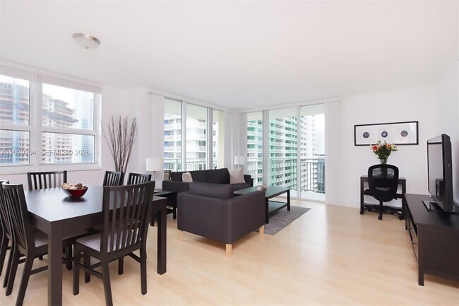 Photo - 1155 Brickell Bay Dr Unidad 2701