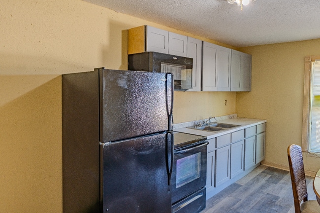 Photo - 804 M.L.K. Blvd NE Unidad 1