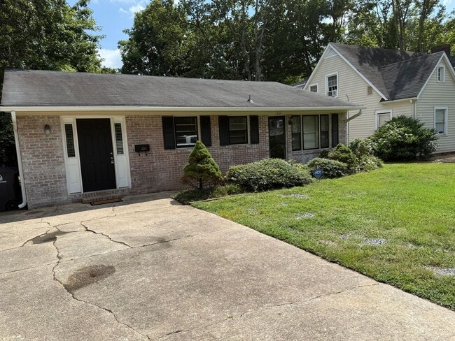 Building Photo - Charming 3BR House in Winston Salem