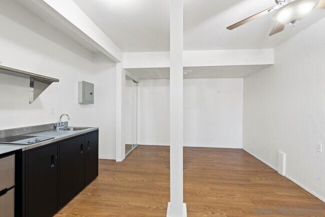 Photo - 8038 Lemon Ave