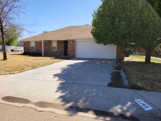 Photo - SPECTACULAR HOME ON CORNER LOT