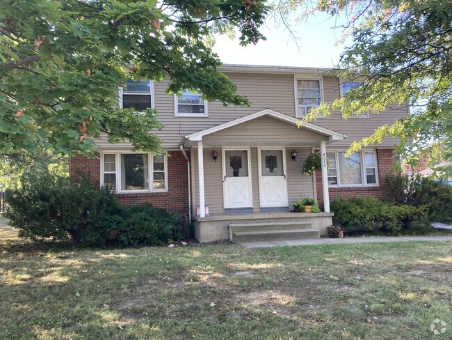 Building Photo - 4056 Harwood Ave Unit Duplex Rental