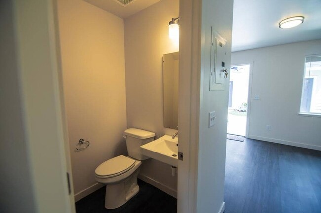 Photo - S St 7 plex Unit 1642 S St
