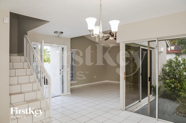 Photo - 20323 SW 124th Ave