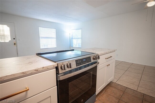 Photo - 1428 Lorilyn Ave Unit 3