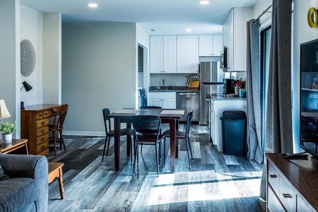 Photo - 12332 Chicamauga Trail SE Unidad C