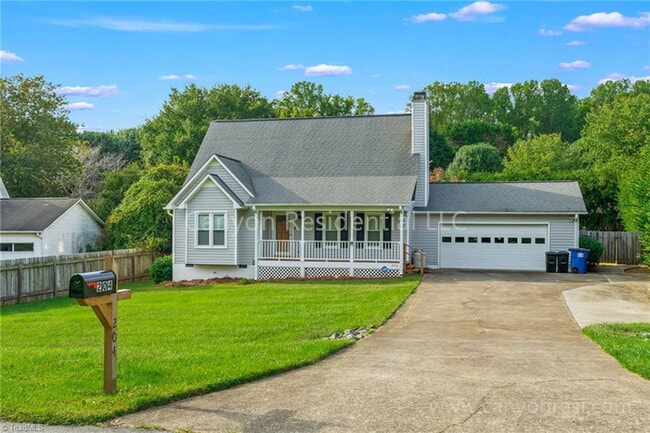 Building Photo - Beautiful 3b2b, ready to move in!