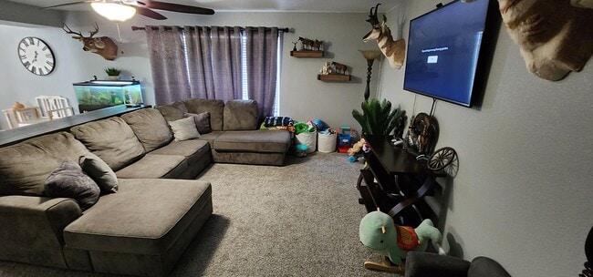 Photo - 2203 Meadowlark Ln