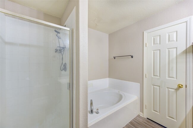 Building Photo - 3162 Crossout Ct