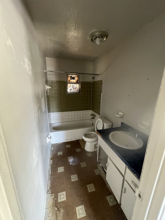 Photo - 409 Kilgore St