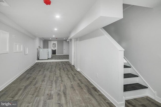 Building Photo - 2327 Wharton St Unit 1