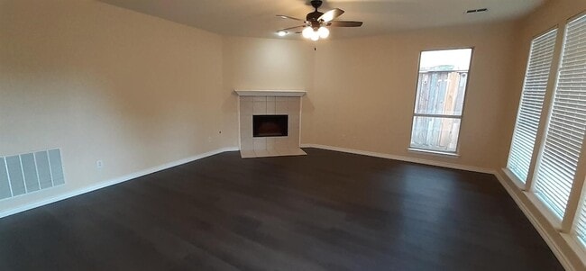 4526 Julian Dr
