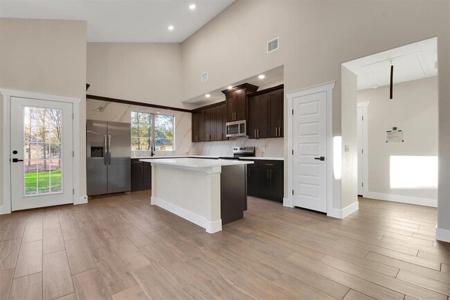 Photo - 104 Kipapa Ct