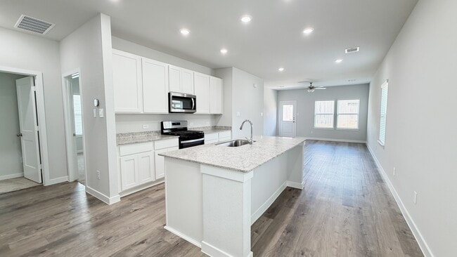 11958 Wisteria Mdws Dr