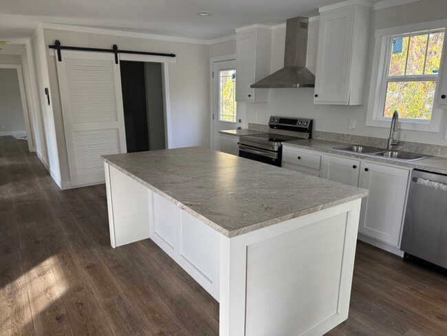 Photo - 1102 Catawba St