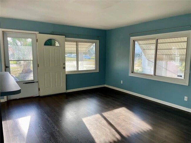 Photo - 624 Folsom St S