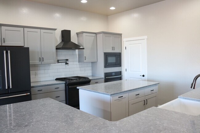 Photo - Welcome to your Southern Arizona desert oasis!