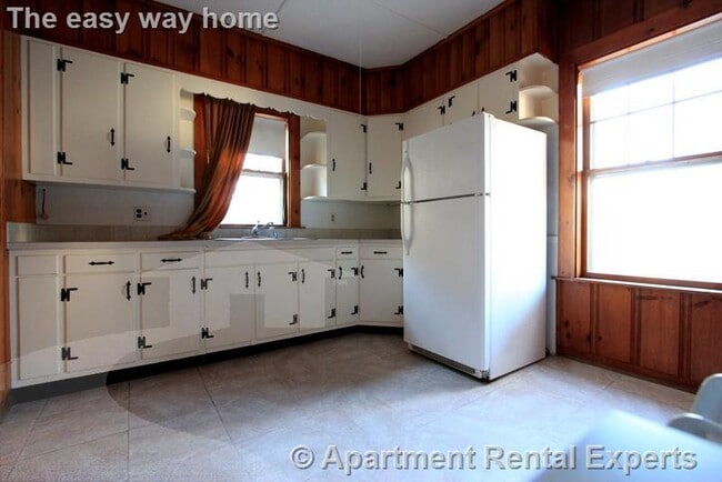 Photo - 92 Rogers Ave Unit #2