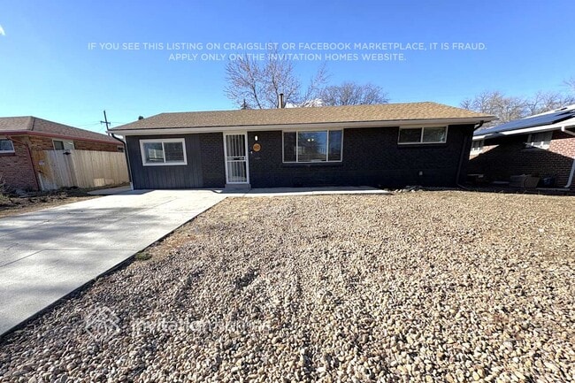 Building Photo - 1415 S Depew St