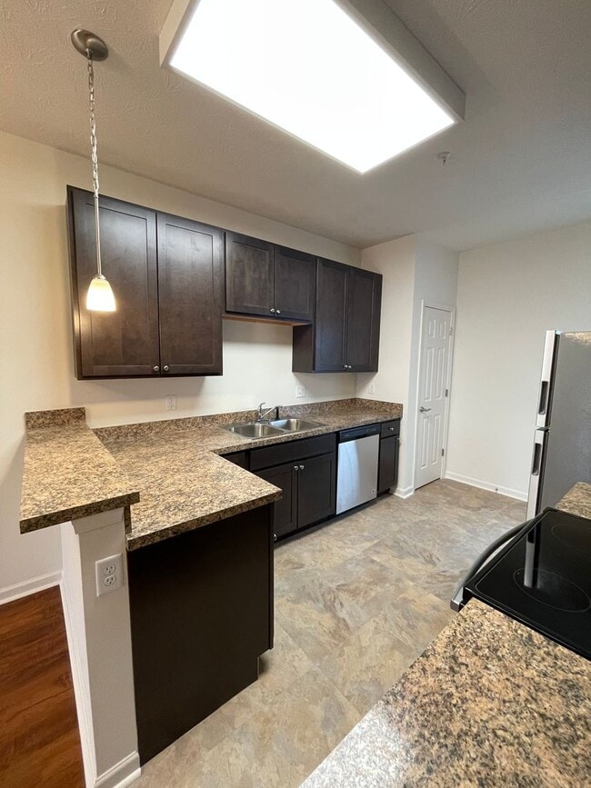 Photo - Two Master Suite Apartment Townhouse