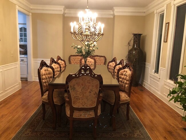 Photo - 6518 W 132nd St