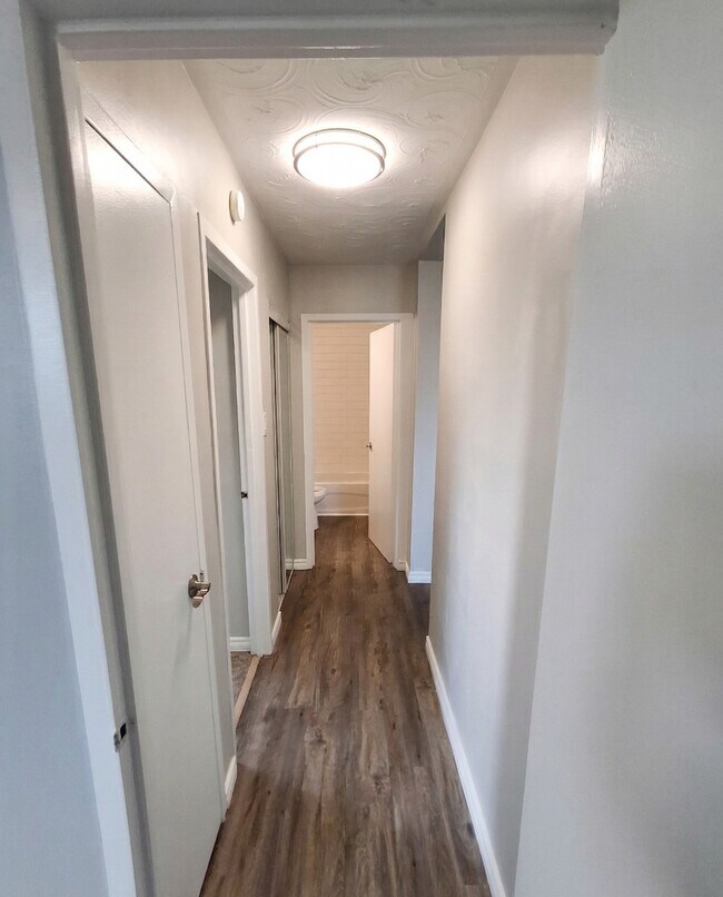 Photo - Pinegrove Apartments