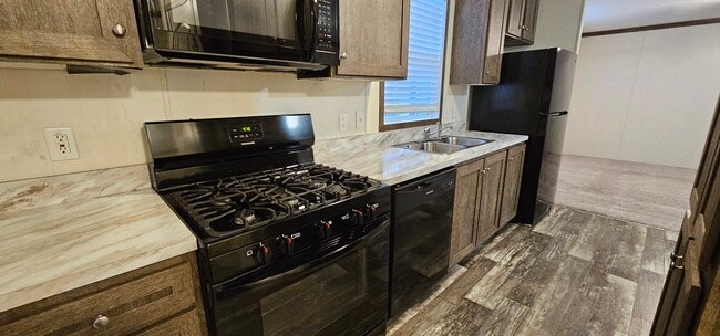 Building Photo - 309 Mulberry