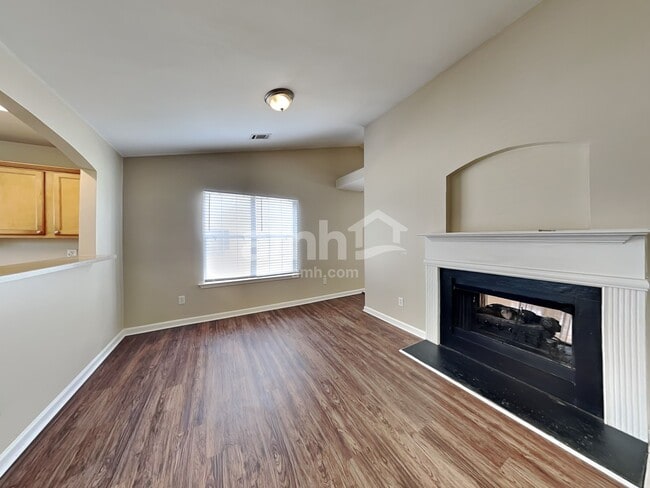 Photo - 409 Fairlawn Dr