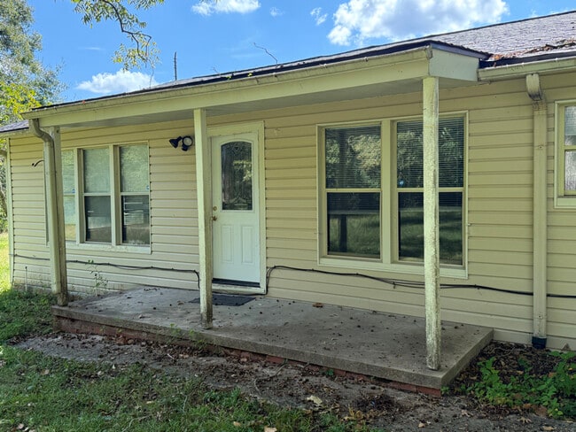 Photo - 609 Lane Dr