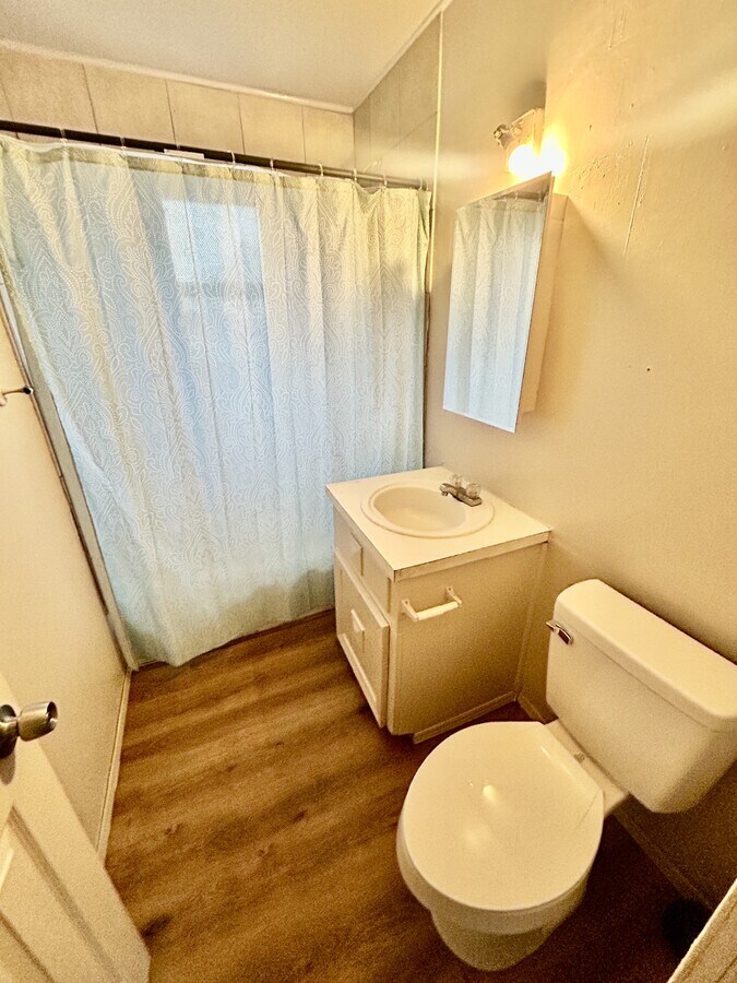 Photo - 604 E Blair St