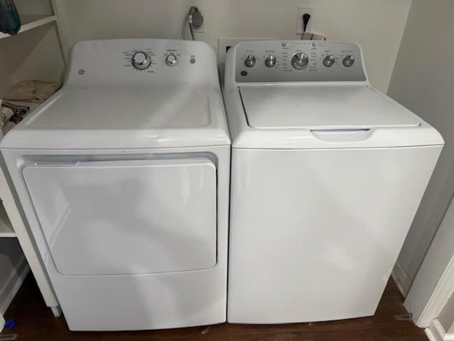 Photo - 200 Old Spring Hill Ln