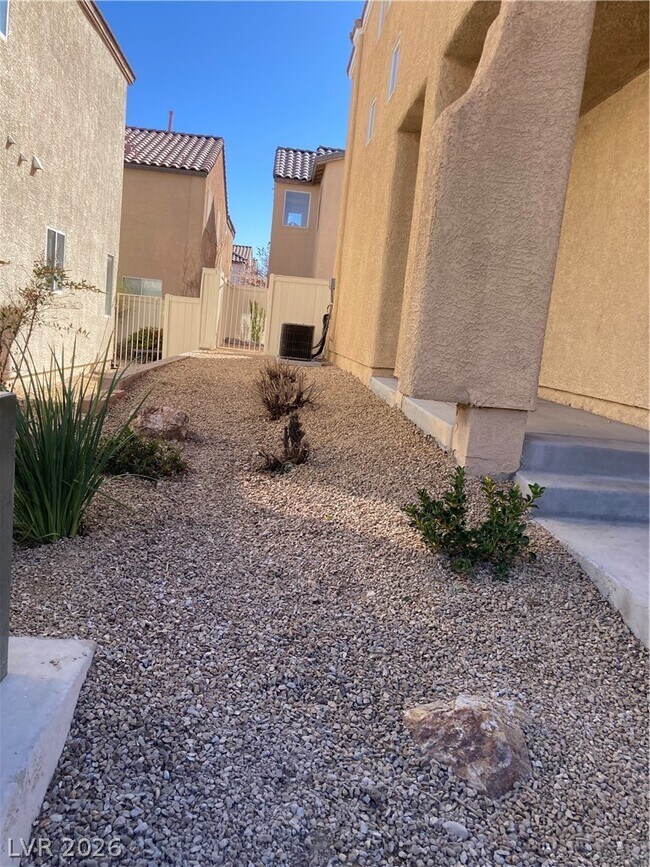 Photo - 9519 Milkweed Canyon Ave