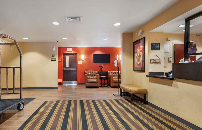 Furnished Studio-Pittsburgh - Monroeville
