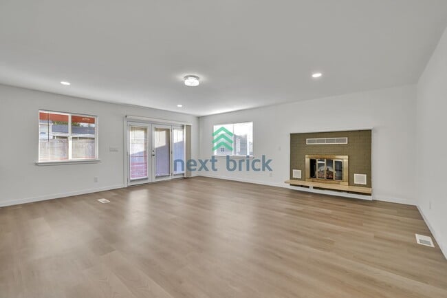 Photo - A beautiful 4 bed and 2 bathroom house for...