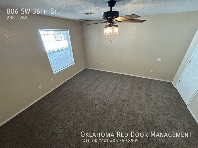 Photo - 806 SW 36th St