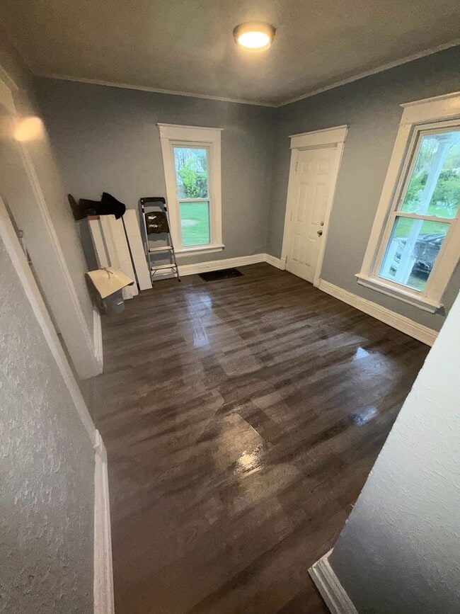 Photo - 736 Lawndale Ave Unit 1