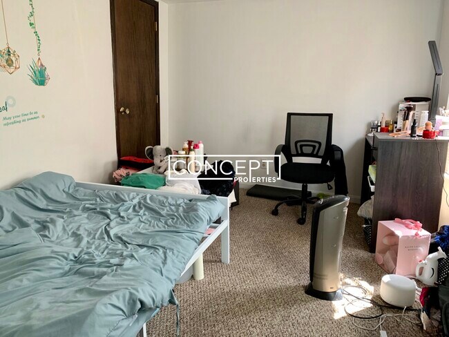 Photo - 10 Shepard St