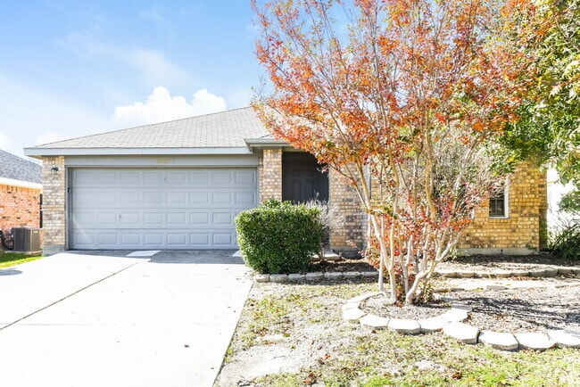 Building Photo - 1025 McKavett Dr Rental