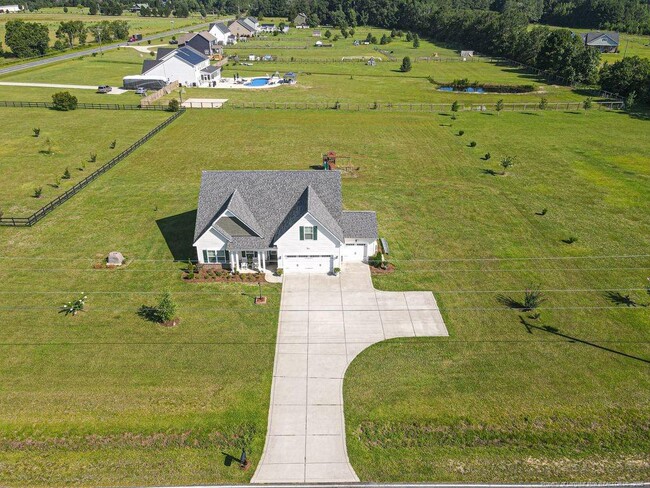 Building Photo - 2935 Duck Pond Rd Rental